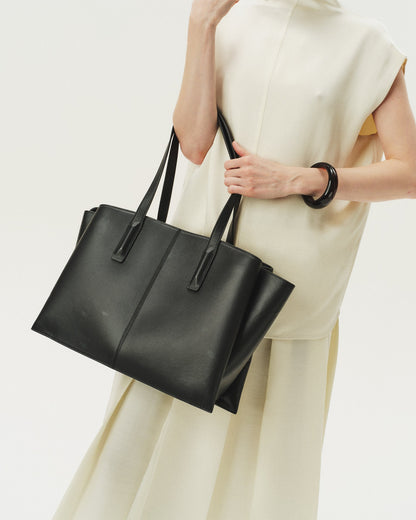 ModaFyre Tote Bag